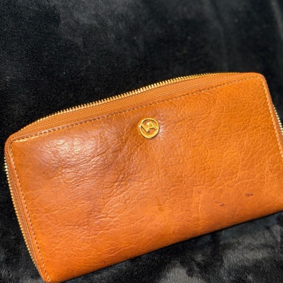 Valentina Tan Leather Wallet with Gold Zipper - Picture 8 of 13